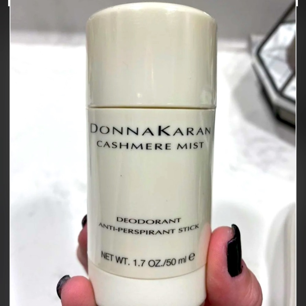 Donna Karan Cashmere Mist Deodorant